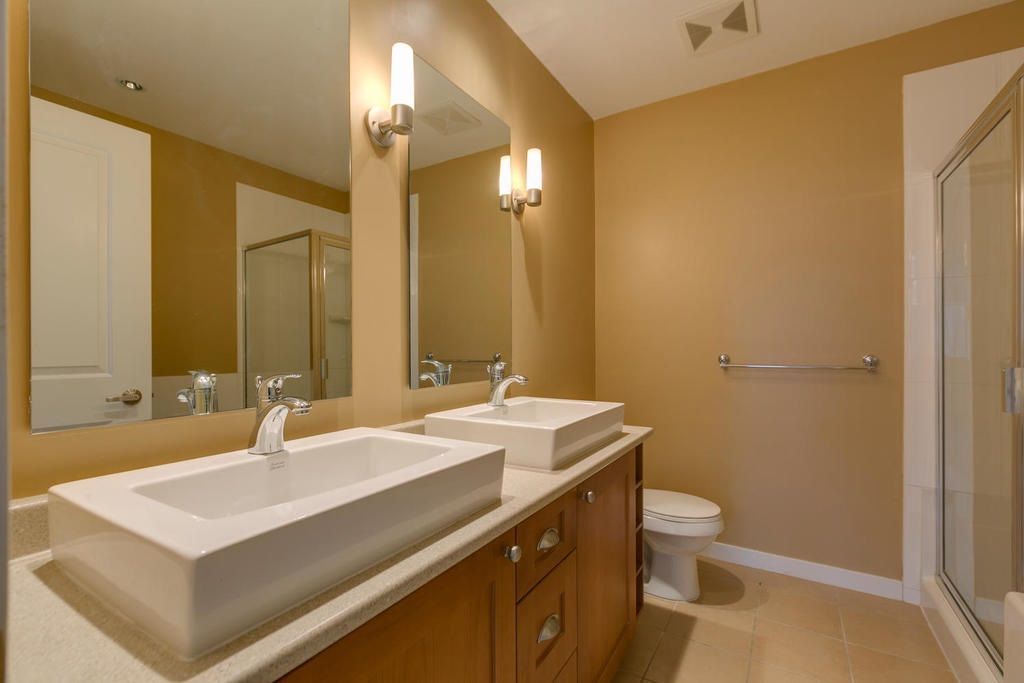 Photo 11: Photos: 13 19452 FRASER Way in Pitt Meadows: South Meadows Townhouse for sale in "SHORELINE" : MLS®# R2216230