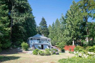 Photo 2: 5429 INDIAN RIVER Drive in North Vancouver: Woodlands-Sunshine-Cascade House for sale : MLS®# R2515076