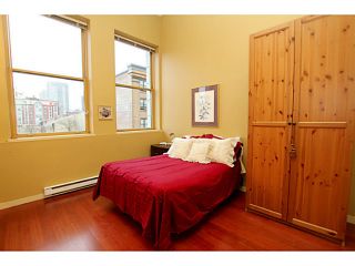Photo 7: 307 549 COLUMBIA Street in New Westminster: Downtown NW Condo for sale in "C2C LOFTS AND FLATS" : MLS®# V1036506