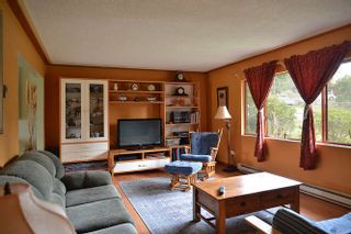 Photo 3: 1262 MARION Place in Gibsons: Gibsons & Area House for sale (Sunshine Coast)  : MLS®# R2111492
