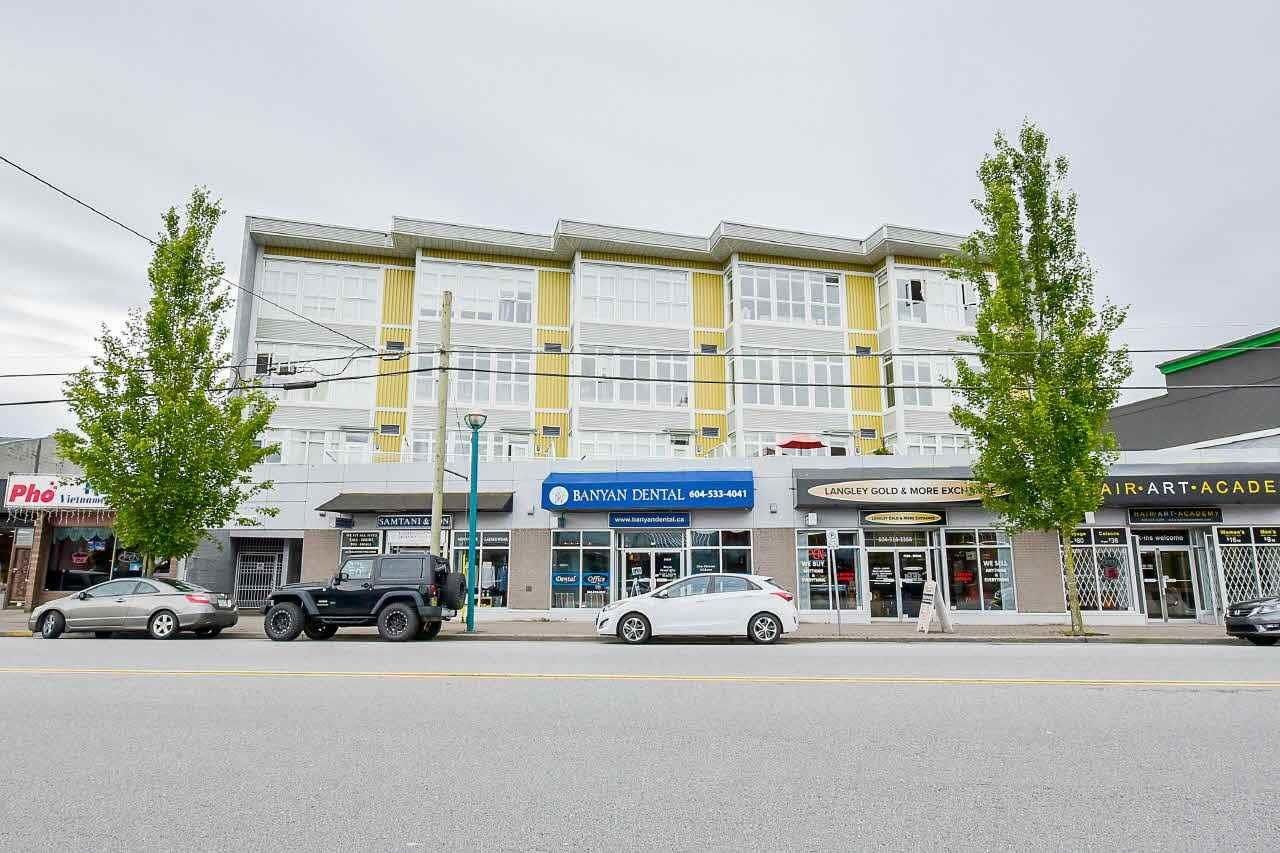 Main Photo: 308 20238 FRASER Highway in Langley: Langley City Condo for sale in "The Muse" : MLS®# R2817129
