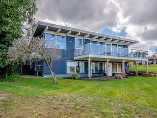 Main Photo: 1067 Beach Dr in Nanaimo: Na Departure Bay House for sale : MLS®# 919407