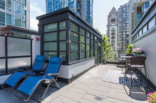 Photo 3: 320 1255 SEYMOUR Street in Vancouver: Downtown VW Townhouse for sale in "Elan" (Vancouver West)  : MLS®# R2604811