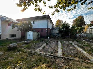 Photo 8: 2621 E 8TH Avenue in Vancouver: Renfrew VE House for sale (Vancouver East)  : MLS®# R2858061