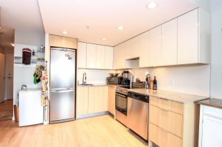 Photo 4: 701 445 W 2ND Avenue in Vancouver: False Creek Condo for sale in "MAYNARD'S BLOCK" (Vancouver West)  : MLS®# R2084964