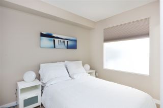 Photo 9: 701 833 SEYMOUR Street in Vancouver: Downtown VW Condo for sale in "THE CAPITOL" (Vancouver West)  : MLS®# R2185713