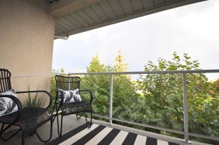 Photo 7: 310 19835 64 Avenue in Langley: Willoughby Heights Condo for sale in "Willowbrook Gate" : MLS®# R2512847
