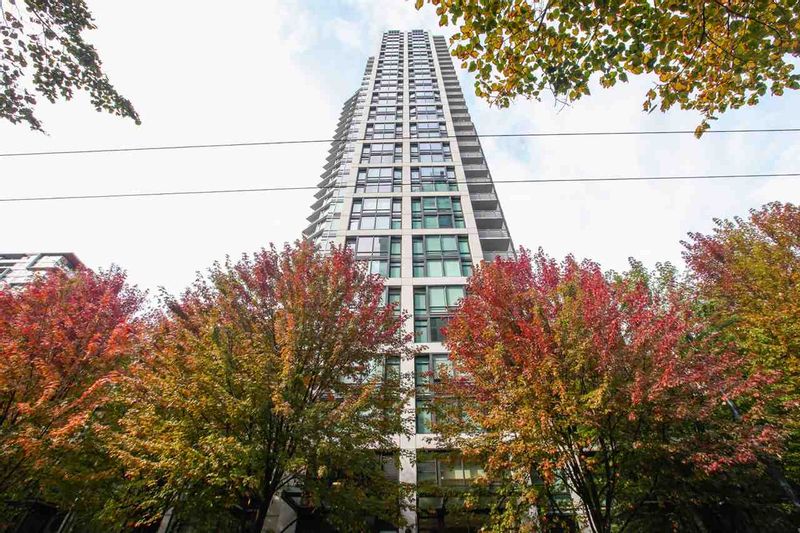 FEATURED LISTING: 401 - 1255 SEYMOUR Street Vancouver