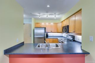 Photo 6: 208 38 SEVENTH AVENUE in New Westminster: GlenBrooke North Condo for sale : MLS®# R2383369