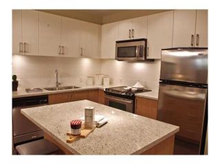 Photo 1: 202 85 8 Avenue in New Westminster: GlenBrooke North Condo for sale in "EIGHT WEST" : MLS®# V1003447
