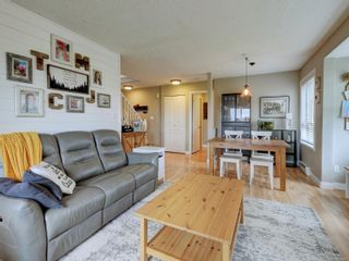 Photo 2: 8 7847 East Saanich Rd in Central Saanich: CS Saanichton Row/Townhouse for sale : MLS®# 904587