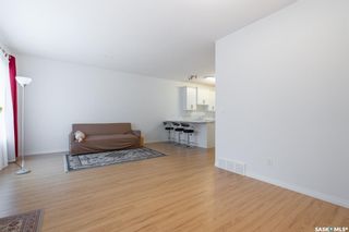 Photo 5: 402 Victoria Avenue in Regina: Broders Annex Residential for sale : MLS®# SK965984