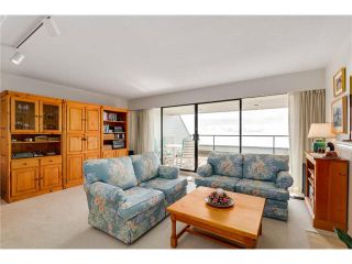 Photo 5: 44 2250 FOLKESTONE WAY in West Vancouver: Panorama Village Condo for sale : MLS®# V1089798