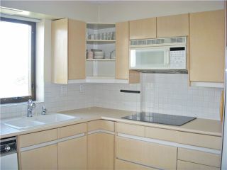 Photo 7: 806 2445 W 3RD Avenue in Vancouver: Kitsilano Condo for sale in "CARRIAGE HOUSE" (Vancouver West)  : MLS®# V1056926