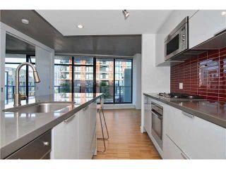 Photo 1: 1208 108 W CORDOVA Street in Vancouver: Downtown VW Condo for sale in "WOODWARDS" (Vancouver West)  : MLS®# V864082