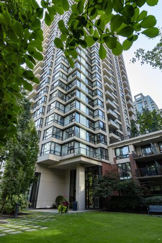 Photo 1: 2704 928 HOMER Street in Vancouver: Yaletown Condo for sale (Vancouver West)  : MLS®# R2857739