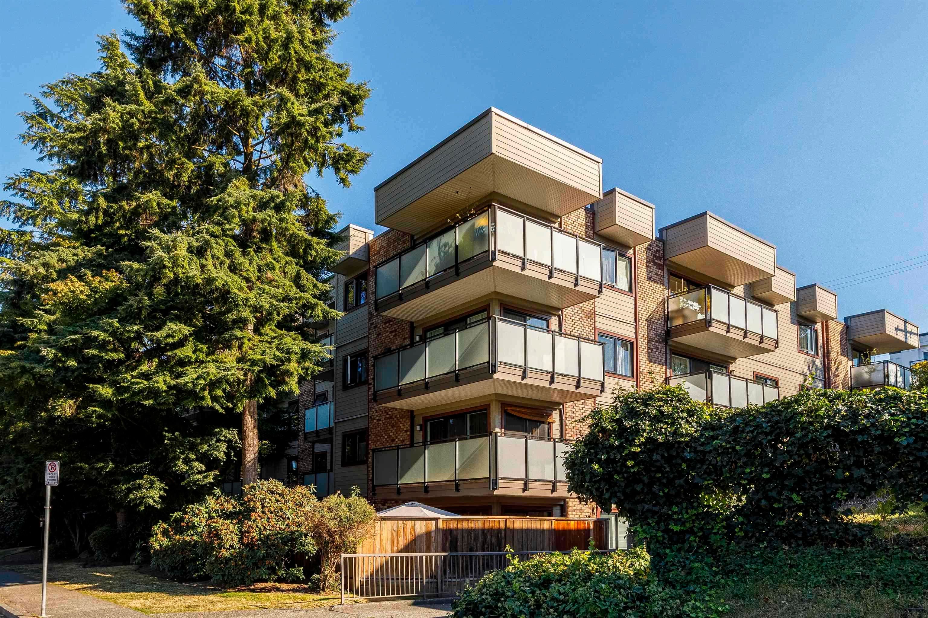 402 1066  East 8TH Avenue, Vancouver