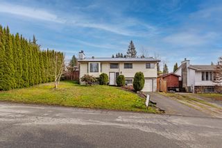 Photo 1: 7932 HERON Street in Mission: Mission BC House for sale : MLS®# R2659074