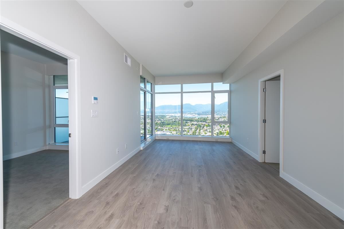 Photo 2: Photos: 4107 1788 GILMORE Avenue in Burnaby: Brentwood Park Condo for sale (Burnaby North)  : MLS®# R2404174