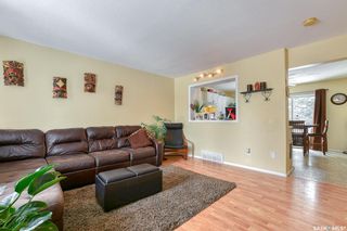 Photo 3: 1244 Wessex Place in Regina: Glen Elm Park Residential for sale : MLS®# SK926626