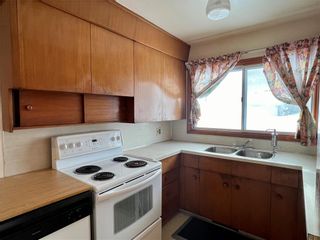 Photo 9: 57 Amundsen Bay in Winnipeg: Westwood Residential for sale (5G)  : MLS®# 202401482