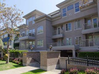 Photo 1: 308 2490 W 2ND Avenue in Vancouver: Kitsilano Condo for sale in "TRINITY PLACE" (Vancouver West)  : MLS®# V966955