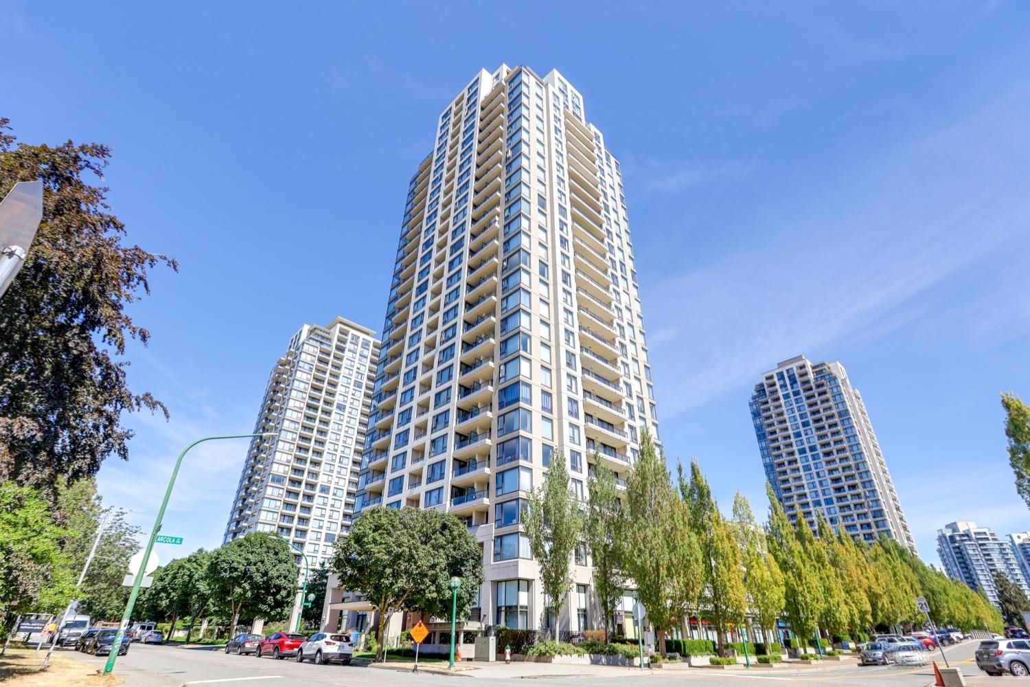 Main Photo: 1506 7088 SALISBURY Avenue in Burnaby: Highgate Condo for sale in "WEST by BOSA" (Burnaby South)  : MLS®# R2879503