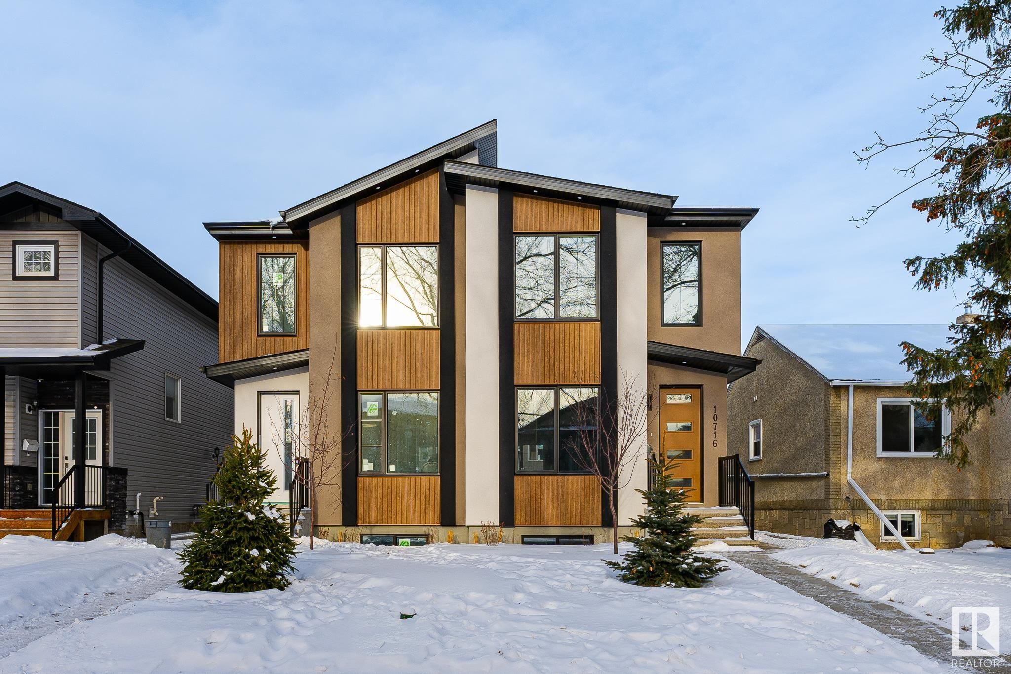 Main Photo: 10718 69 Avenue in Edmonton: Zone 15 House Half Duplex for sale : MLS®# E4322631