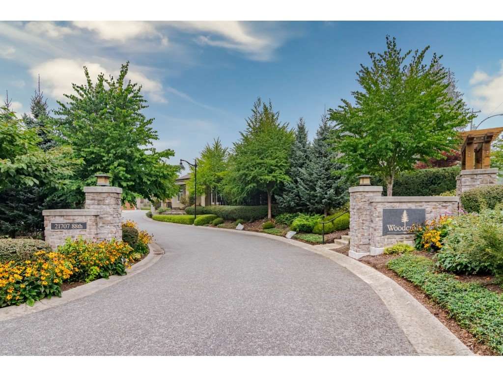 Main Photo: 108 21707 88TH AVENUE in Langley: Walnut Grove Townhouse for sale : MLS®# R2497274