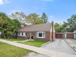 Photo 1: 205 Mary Street: Orillia House (Bungalow) for sale : MLS®# S7249010