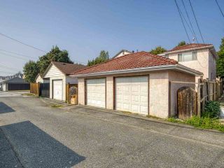 Photo 31: 3608 NAPIER Street in Vancouver: Renfrew VE House for sale (Vancouver East)  : MLS®# R2498408