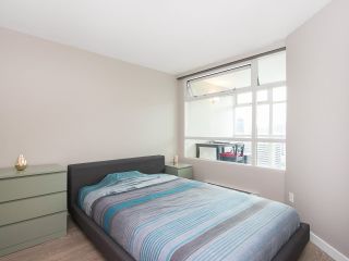 Photo 11: 2601 438 SEYMOUR Street in Vancouver: Downtown VW Condo for sale in "CONFERENCE PLAZA" (Vancouver West)  : MLS®# R2221767