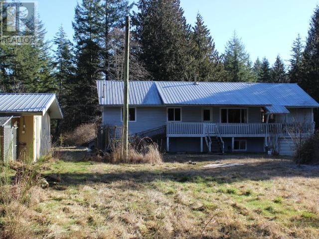 Main Photo: 2596 WILCOX ROAD in Powell River: House for sale : MLS®# 17076