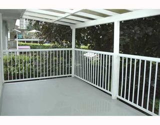 Photo 9: 639 CLAREMONT Street in Coquitlam: Coquitlam West House for sale in "BURQUITLAM" : MLS®# V660518