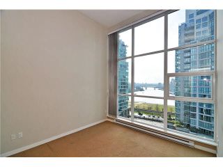 Photo 8: 1406 189 NATIONAL Avenue in Vancouver: Mount Pleasant VE Condo for sale in "THE SUSSEX" (Vancouver East)  : MLS®# V1132745