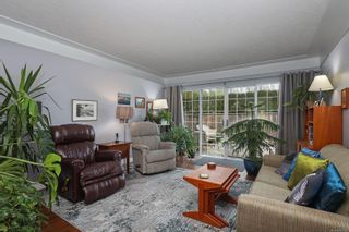 Photo 4: 9 50 Anderton Ave in Courtenay: CV Courtenay City Row/Townhouse for sale (Comox Valley)  : MLS®# 902156