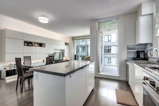 Photo 10: 302 3162 RIVERWALK Avenue in Vancouver: South Marine Condo for sale (Vancouver East)  : MLS®# R2699214