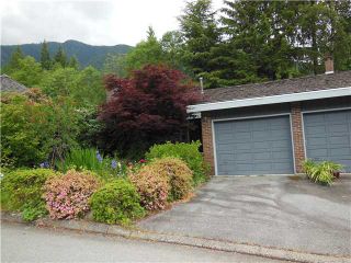 Photo 3: 5472 BLUEBERRY Lane in North Vancouver: Grouse Woods House for sale in "GROUSE WOODS" : MLS®# V1127820