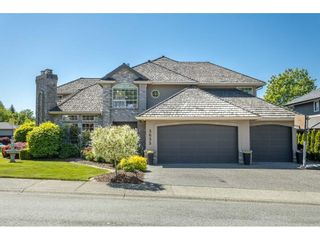 Photo 1: 3635 COBBLESTONE Drive in Abbotsford: Abbotsford East House for sale in "CREEKSTONE ON THE PARK" : MLS®# R2454455