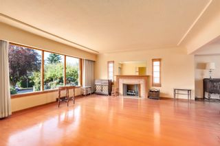 Photo 3: 1315 W 59TH Avenue in Vancouver: South Granville House for sale (Vancouver West)  : MLS®# R2717038