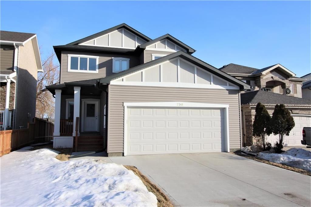 Main Photo: 258 Golden Eagle Drive in Winnipeg: East Kildonan Residential for sale (3E)  : MLS®# 202104948
