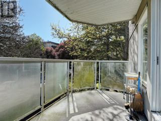 Photo 15: 314 2520 Wark St in Victoria: House for sale : MLS®# 960936