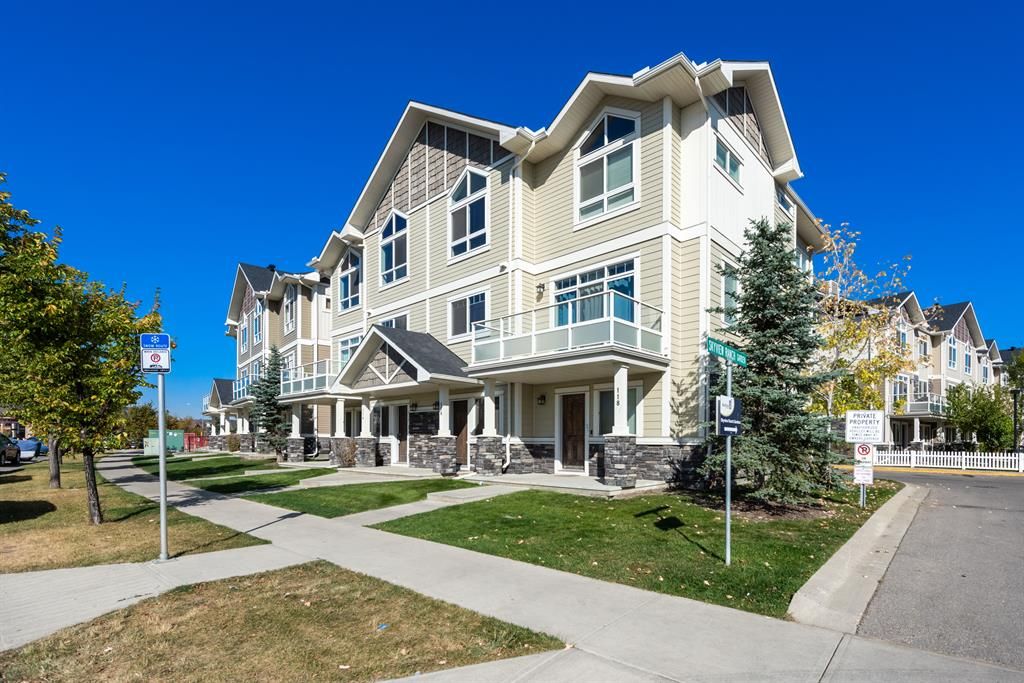 Main Photo: 114 Skyview Ranch Road NE in Calgary: Skyview Ranch Row/Townhouse for sale : MLS®# A2004530
