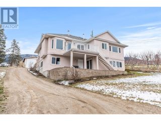 Photo 1: 14225 Oyama Road in Lake Country: House for sale : MLS®# 10305539