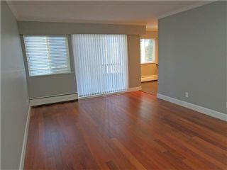 Photo 3: 206 1540 E 4TH Avenue in Vancouver: Grandview VE Condo for sale in "THE WOODLAND" (Vancouver East)  : MLS®# V1019336