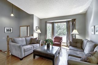 Photo 4: 111 HAWKHILL Court NW in Calgary: Hawkwood Detached for sale : MLS®# A1022397
