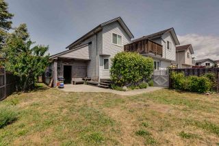 Photo 16: 1021 BROTHERS Place in Squamish: Northyards 1/2 Duplex for sale : MLS®# R2274720