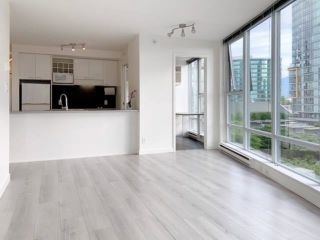 Photo 5: 708 111 W GEORGIA STREET in Vancouver: Downtown VW Condo for sale (Vancouver West)  : MLS®# R2691697
