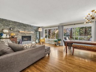 Photo 3: 4422 MOUNTAIN Highway in North Vancouver: Lynn Valley House for sale : MLS®# R2872734