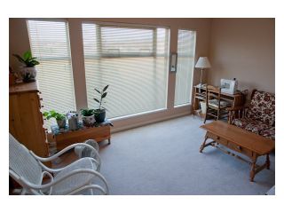 Photo 8: 11 1255 RIVERSIDE Drive in Port Coquitlam: Riverwood Townhouse for sale in "RIVERWOOD GREEN" : MLS®# V896489
